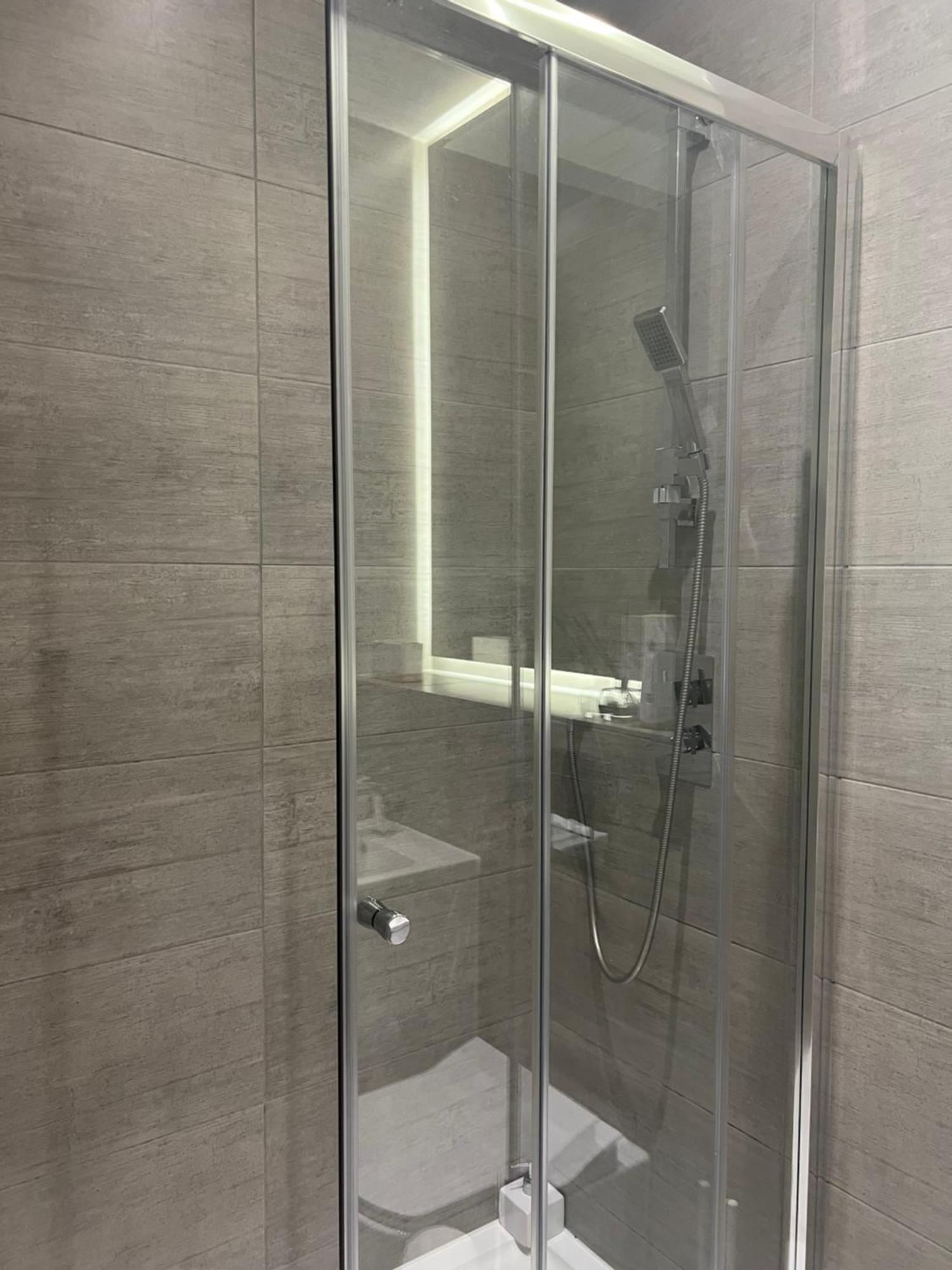Luxurious Short Stay Flat In 米尔顿凯恩斯 外观 照片
